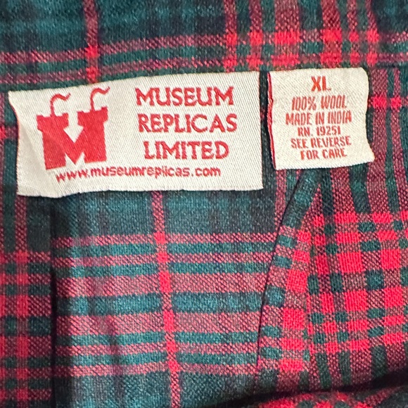 Museum Replica Scottish Red Plaid Kilt-Wrap Skirt/Pleated. Size XL. - Picture 4 of 4